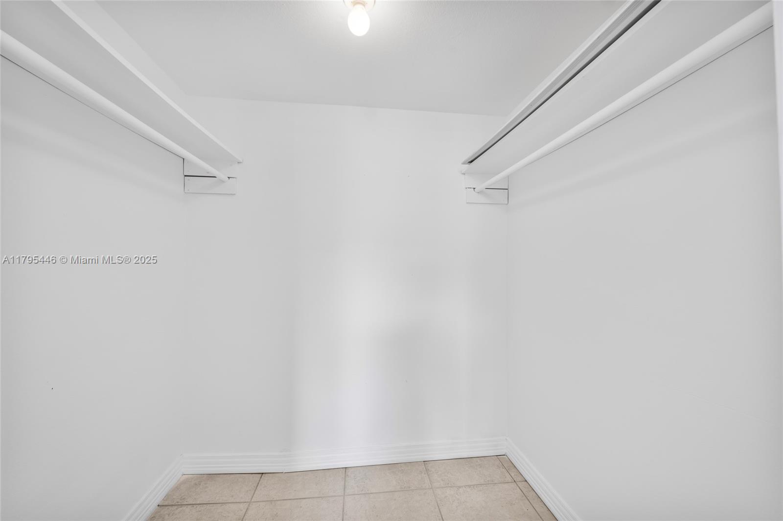 SOMERSET NO SIX CONDO - Residential