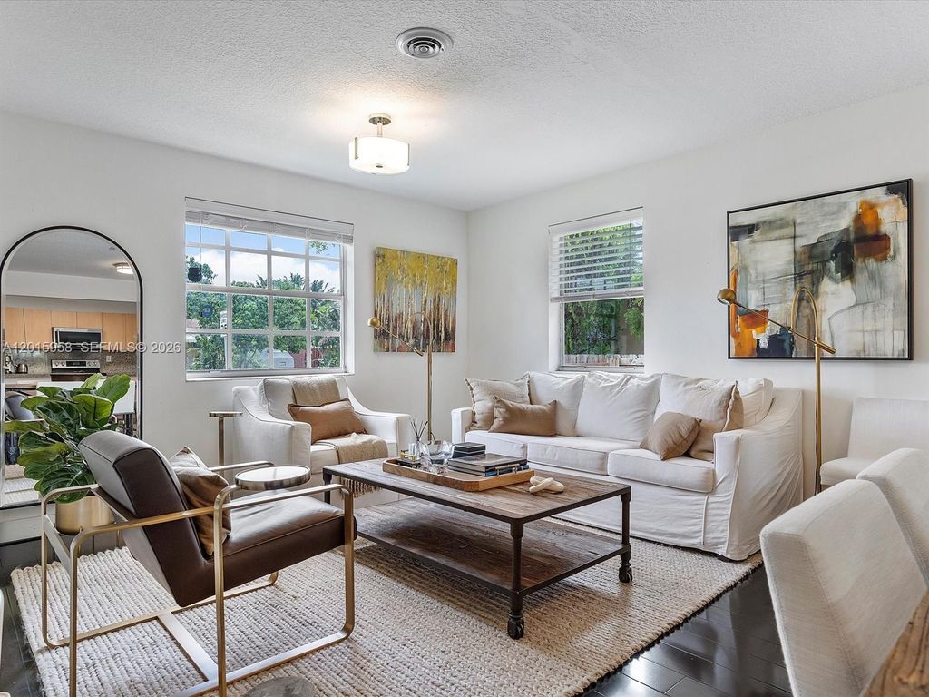 Photo of 200 SW 2nd Ave, Hallandale Beach, FL 33009 (MLS # A12015958)