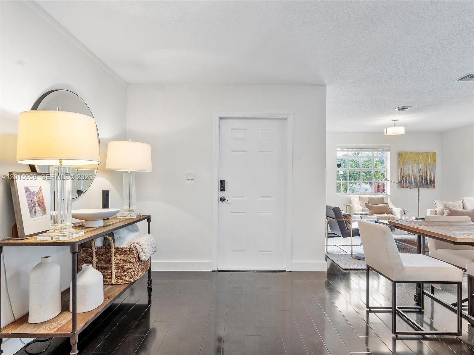 TOWN OF HALLANDALE B-13 - Residential