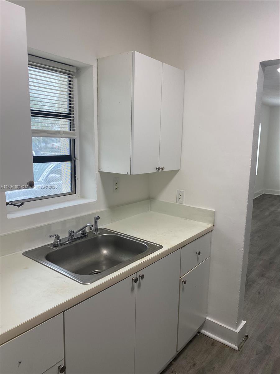 BISCAYNE PARK ESTATES - Residential Lease