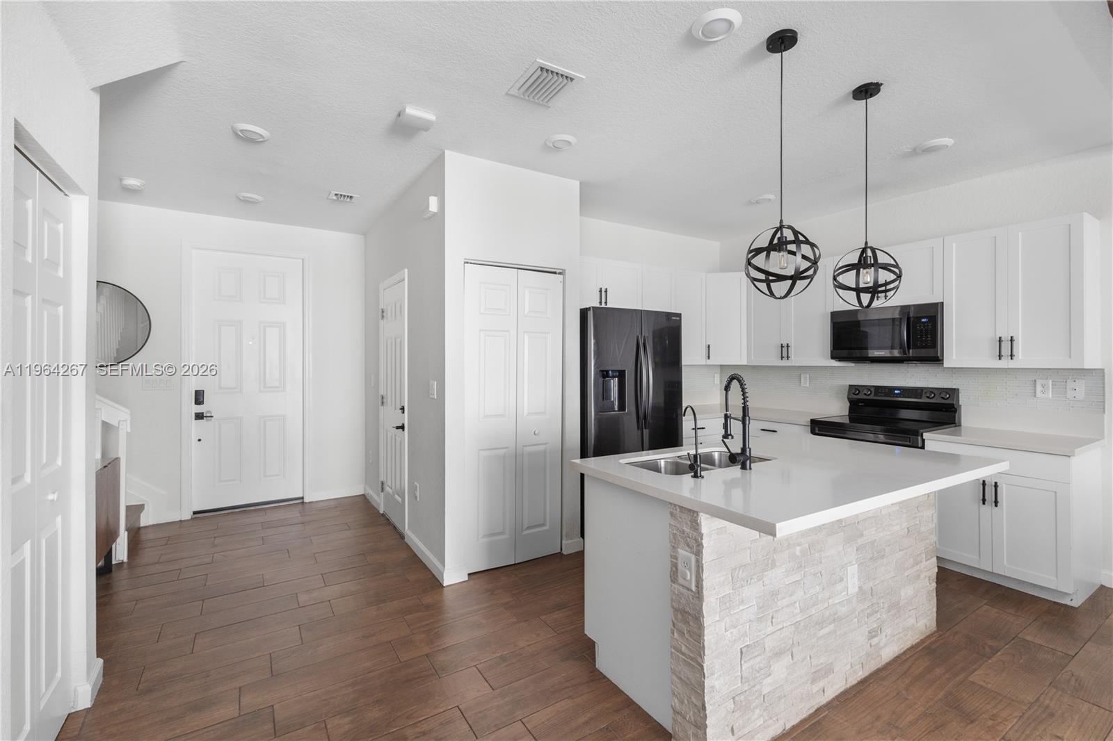 AQUABELLA SECTION TWO - Residential