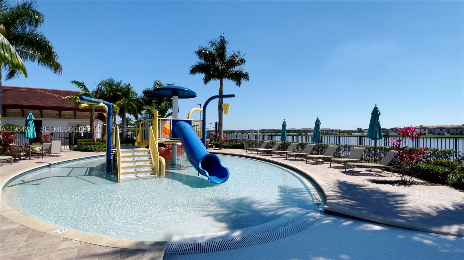 AQUABELLA SECTION TWO - Residential