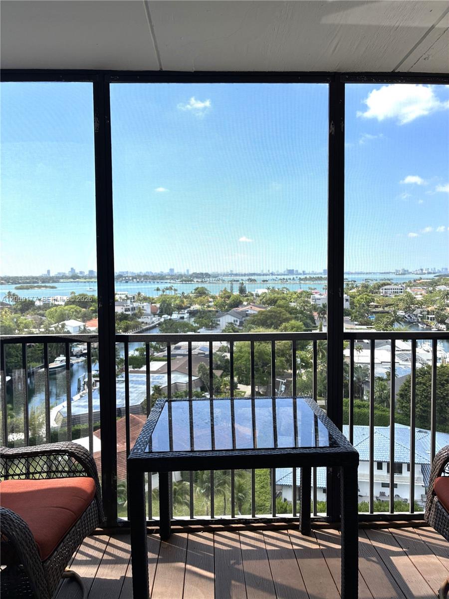 DORSET HOUSE CONDO - Residential