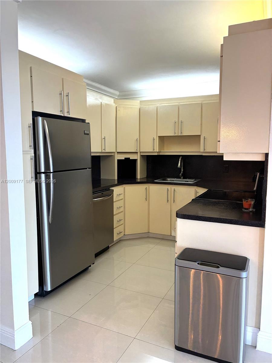 DORSET HOUSE CONDO - Residential