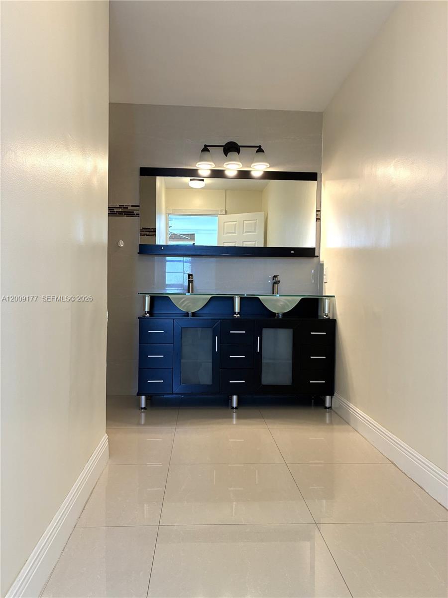 DORSET HOUSE CONDO - Residential