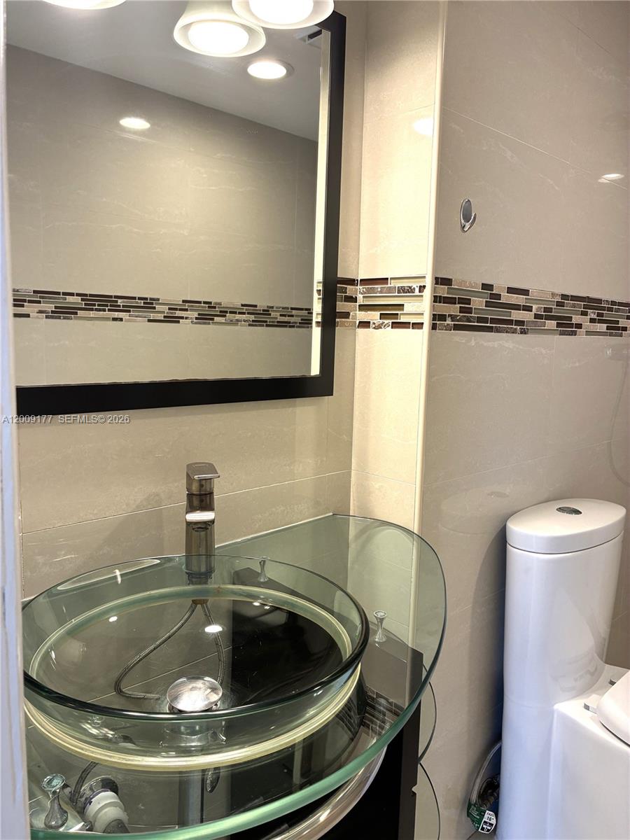DORSET HOUSE CONDO - Residential