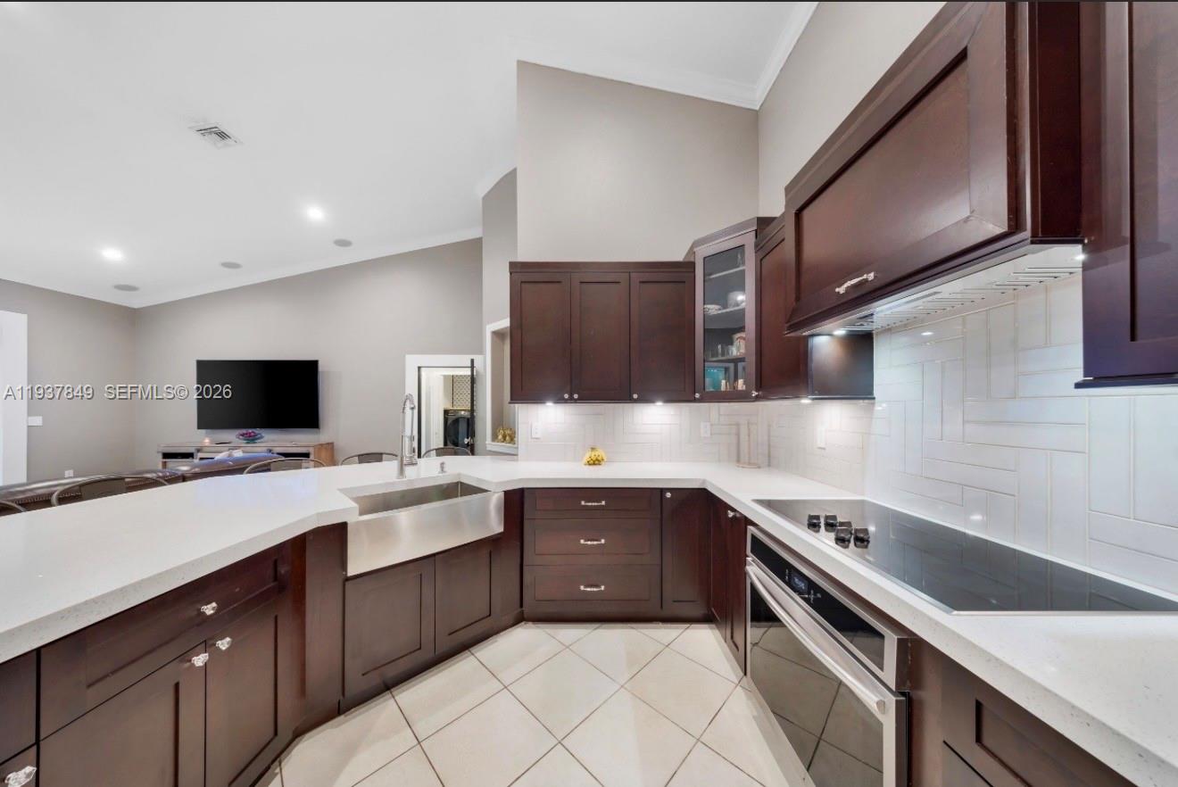 NELIA SUB - Residential