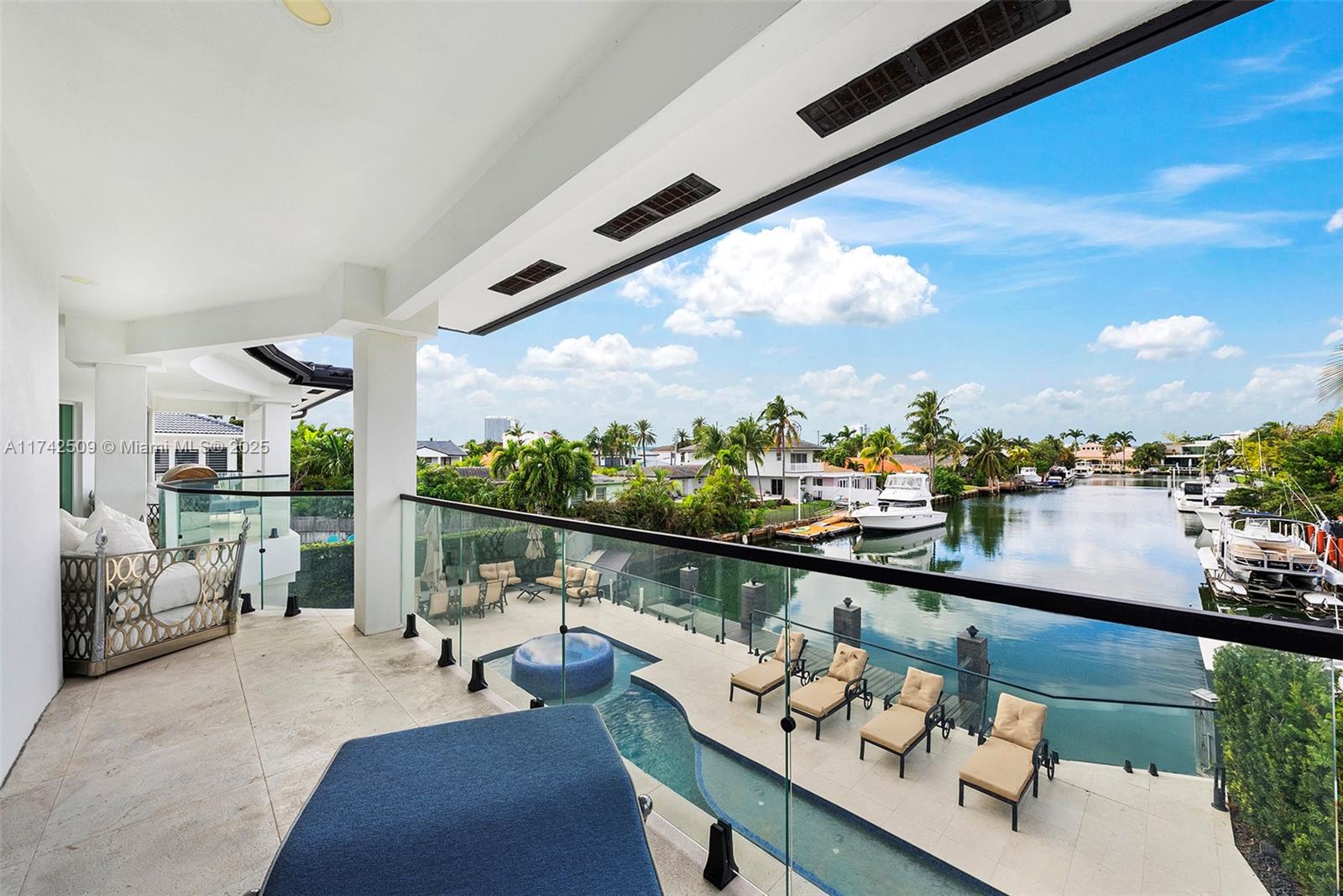EASTERN SHORES - Residential