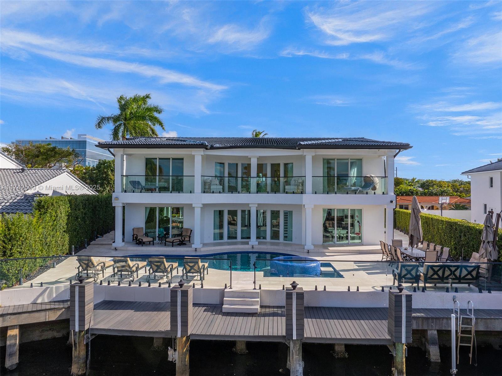EASTERN SHORES - Residential