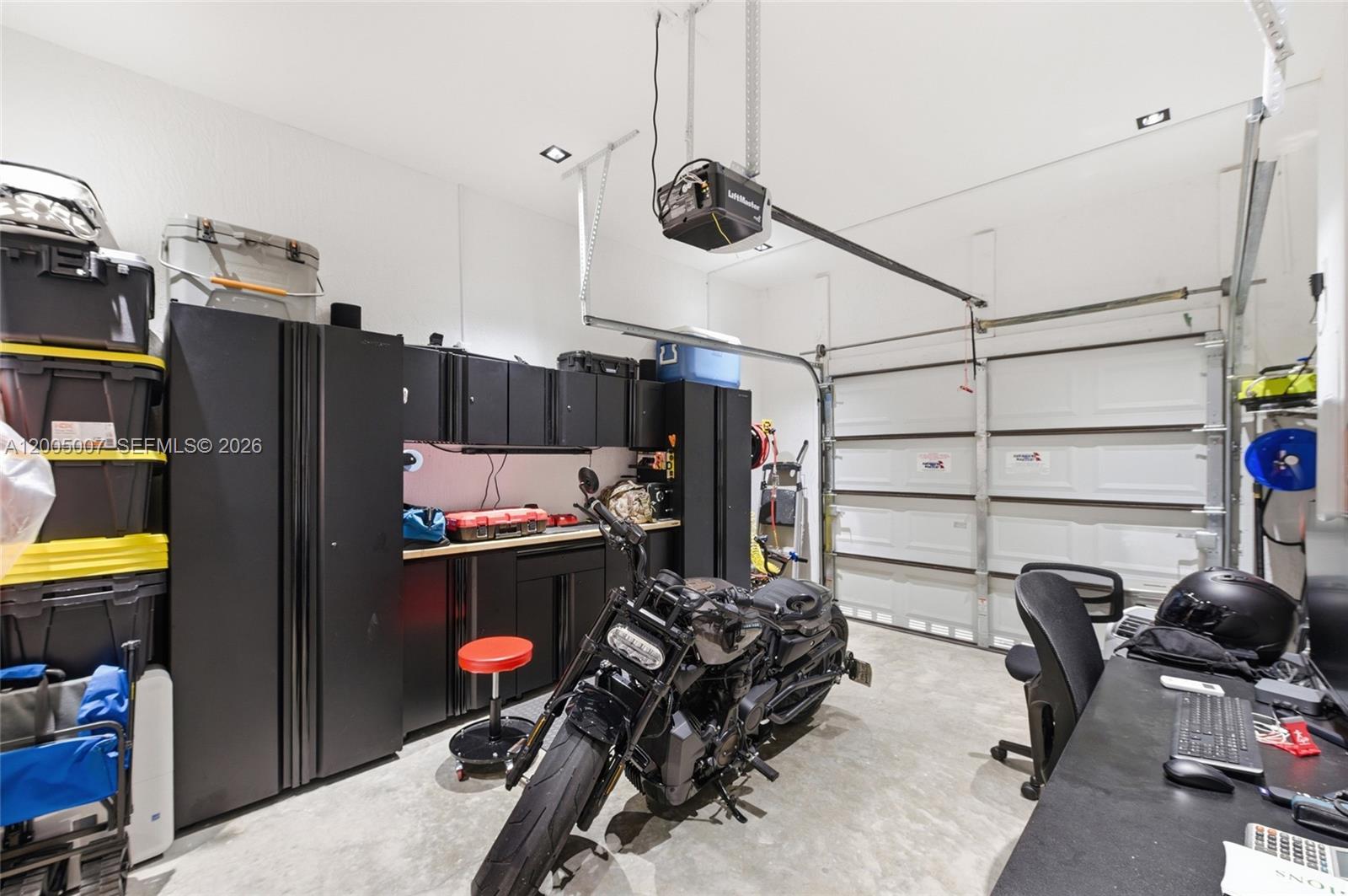 DAVIE JUNCTION - Residential