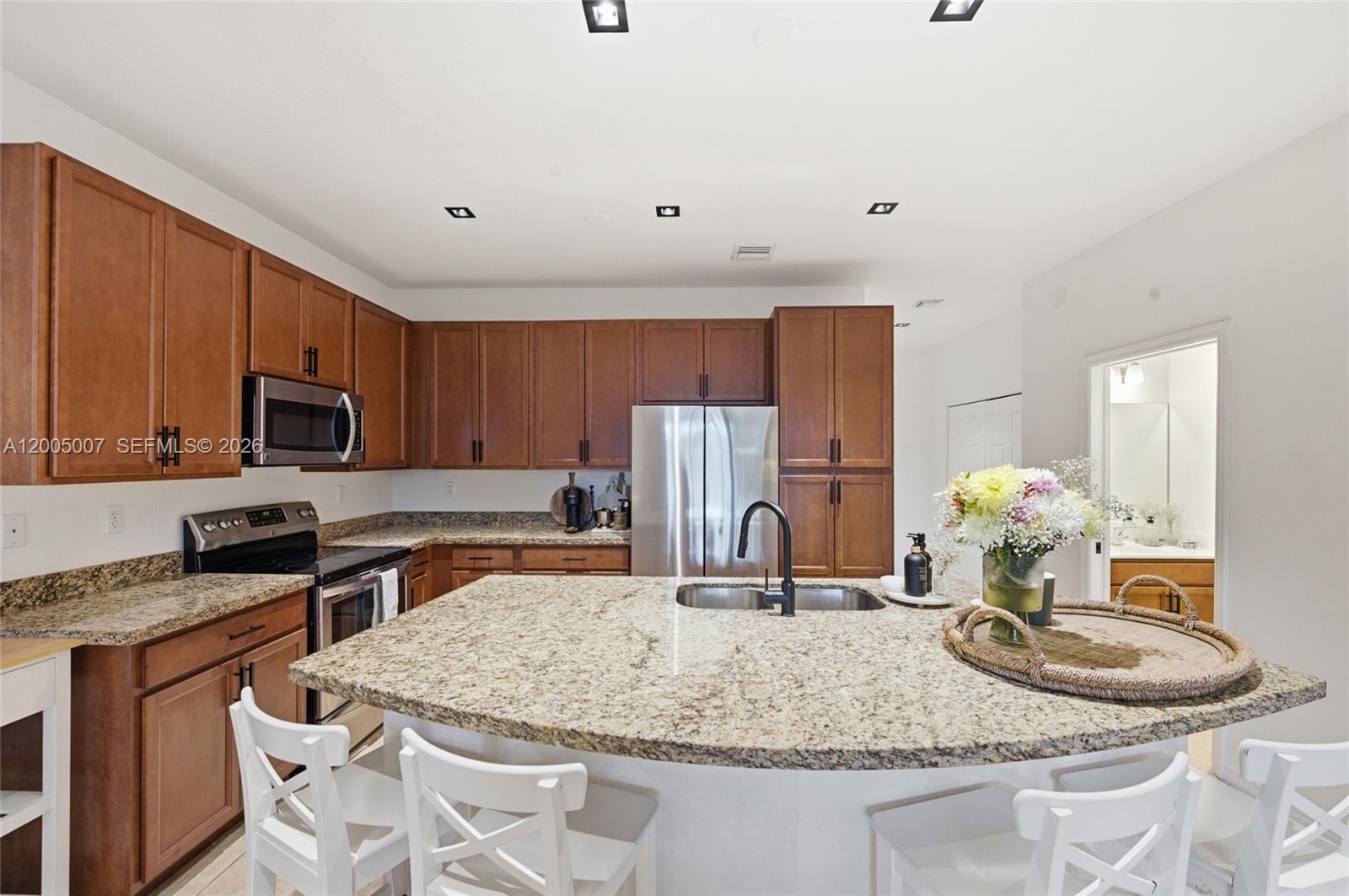 DAVIE JUNCTION - Residential