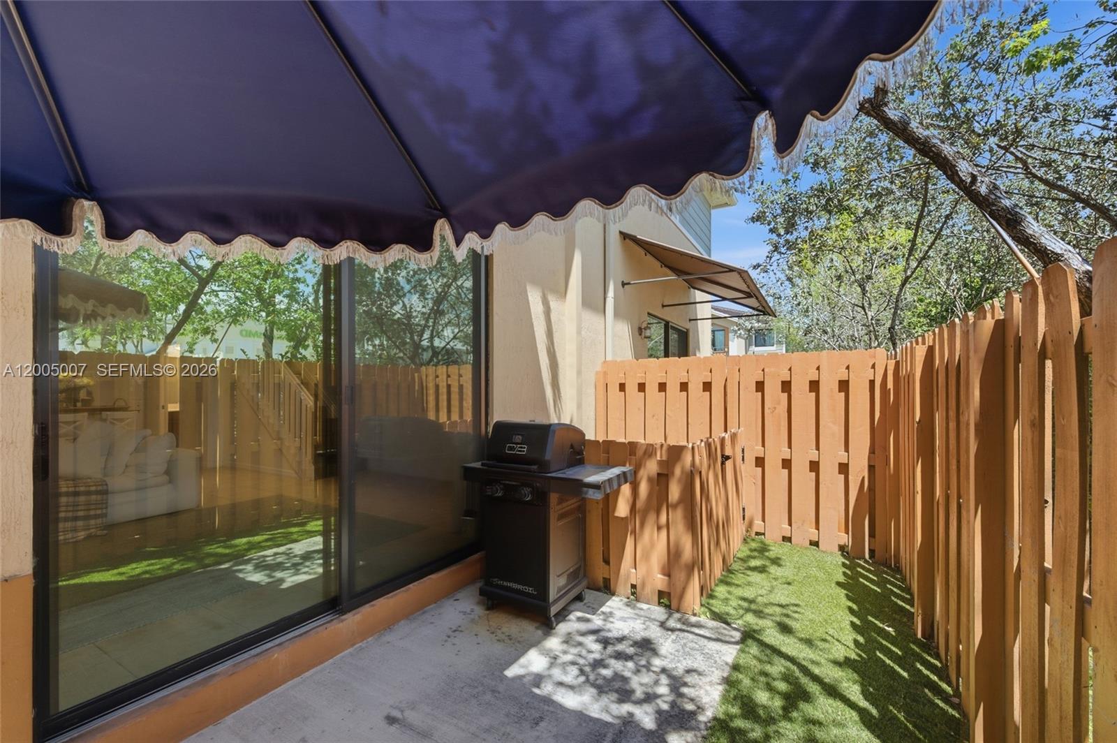 DAVIE JUNCTION - Residential