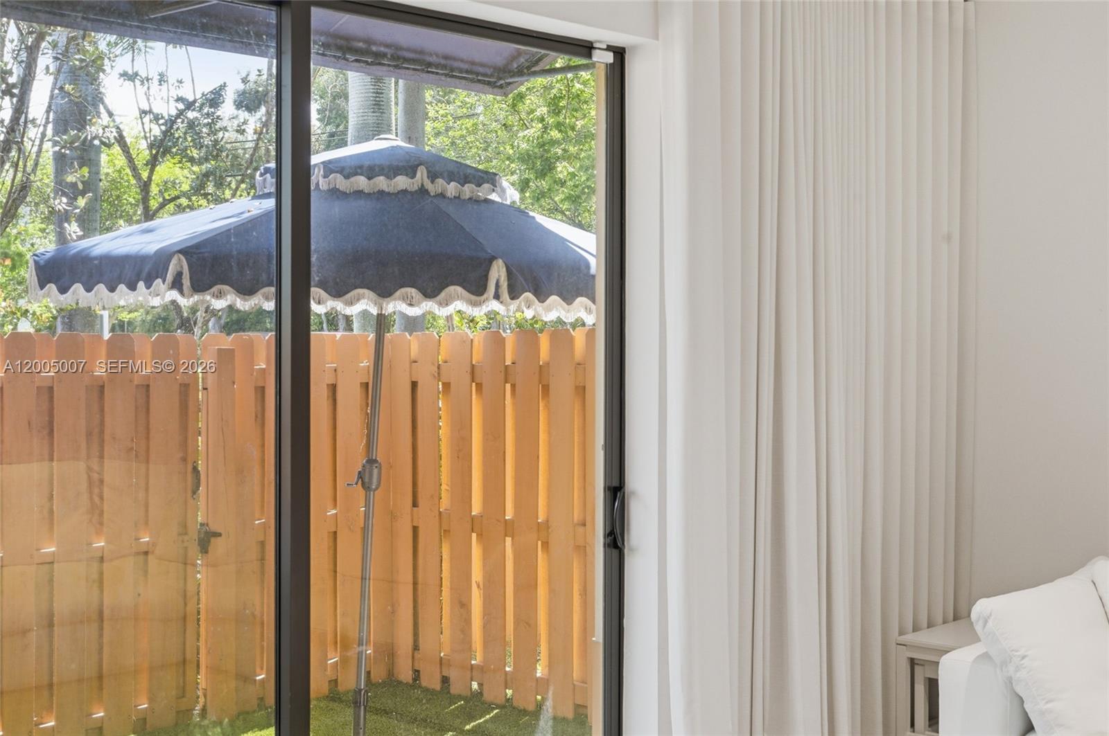 DAVIE JUNCTION - Residential