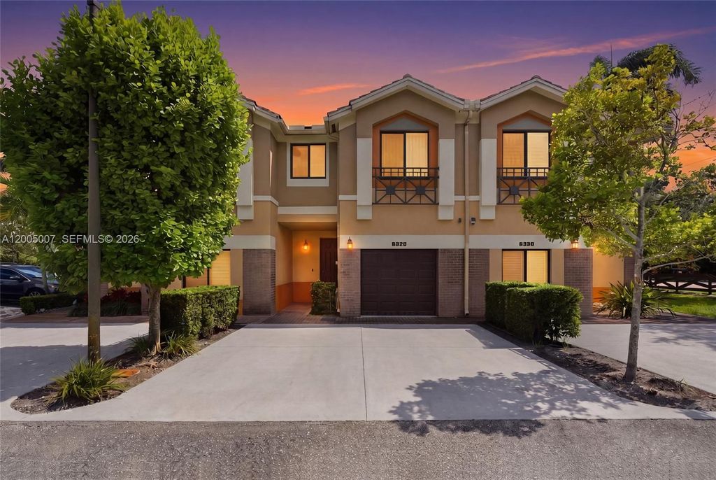 Photo of 6320 S Station Sq, Davie, FL 33314 (MLS # A12005007)