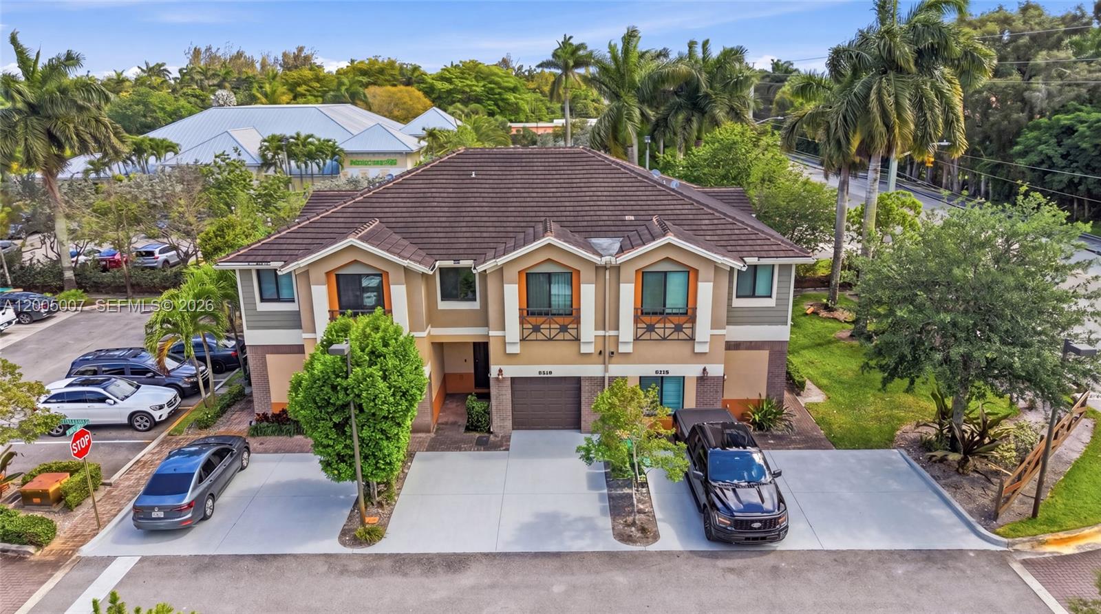 DAVIE JUNCTION - Residential