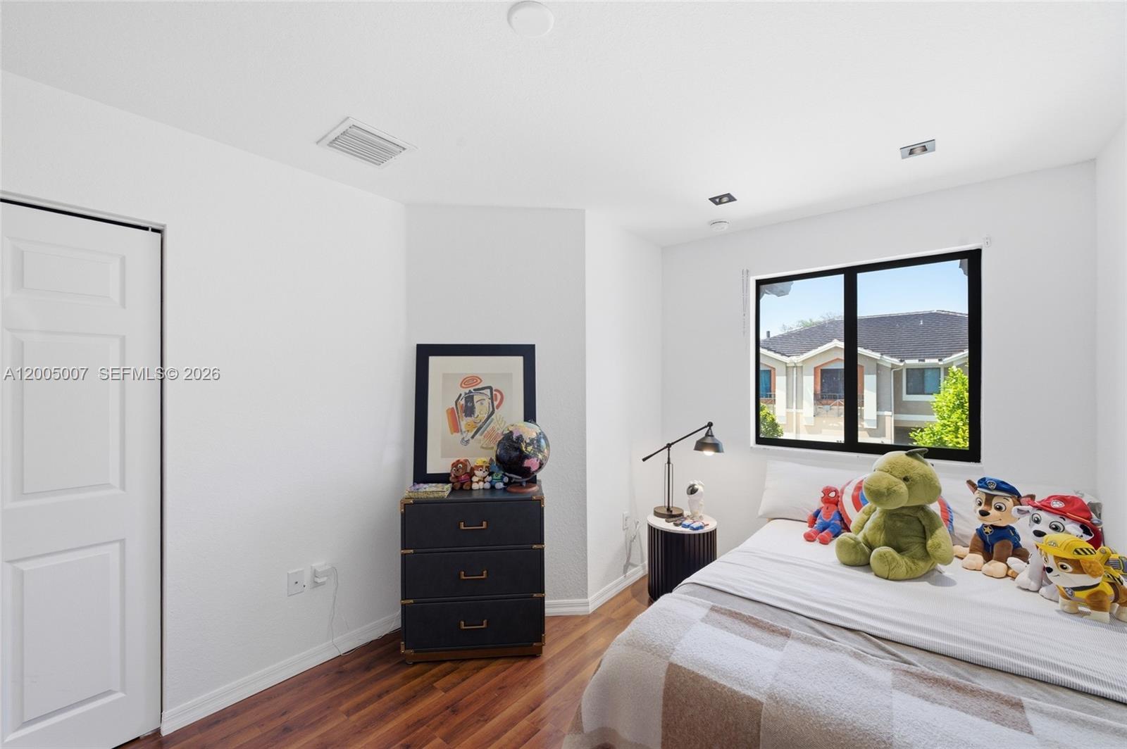 DAVIE JUNCTION - Residential