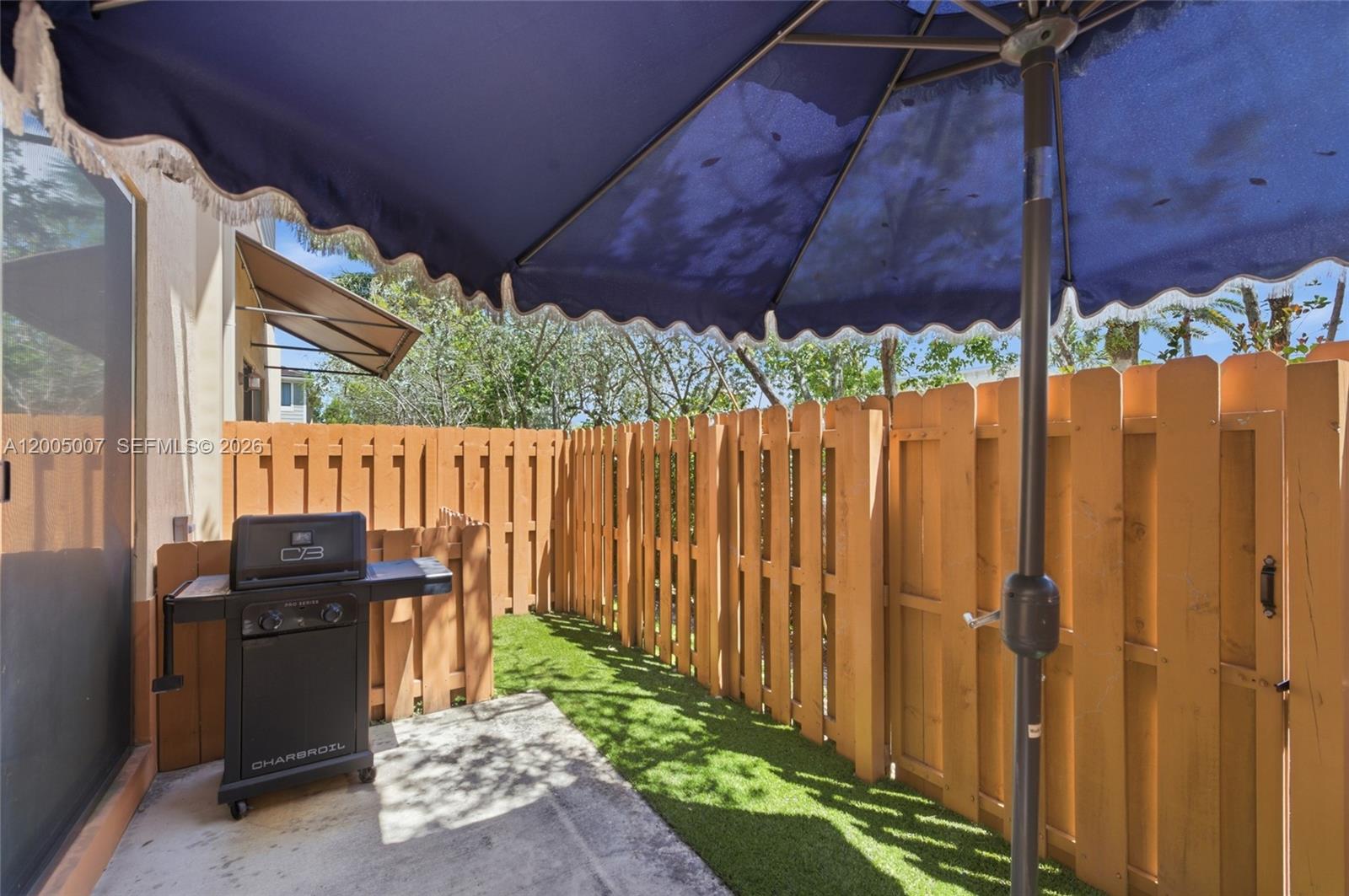 DAVIE JUNCTION - Residential