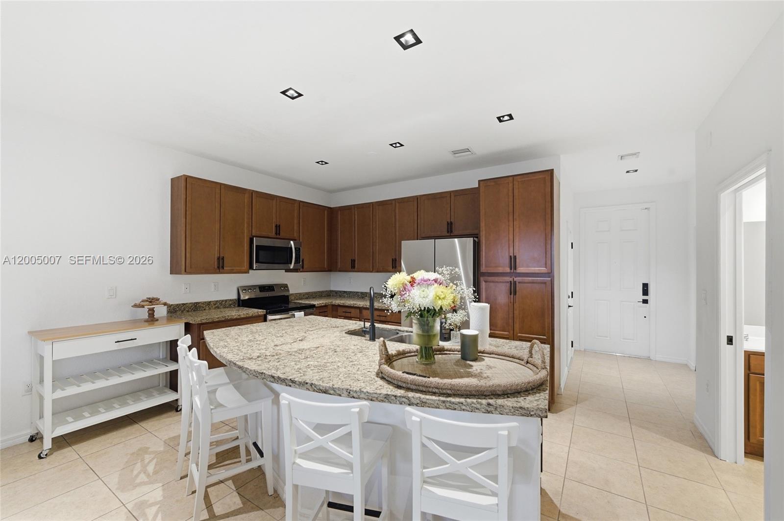 DAVIE JUNCTION - Residential