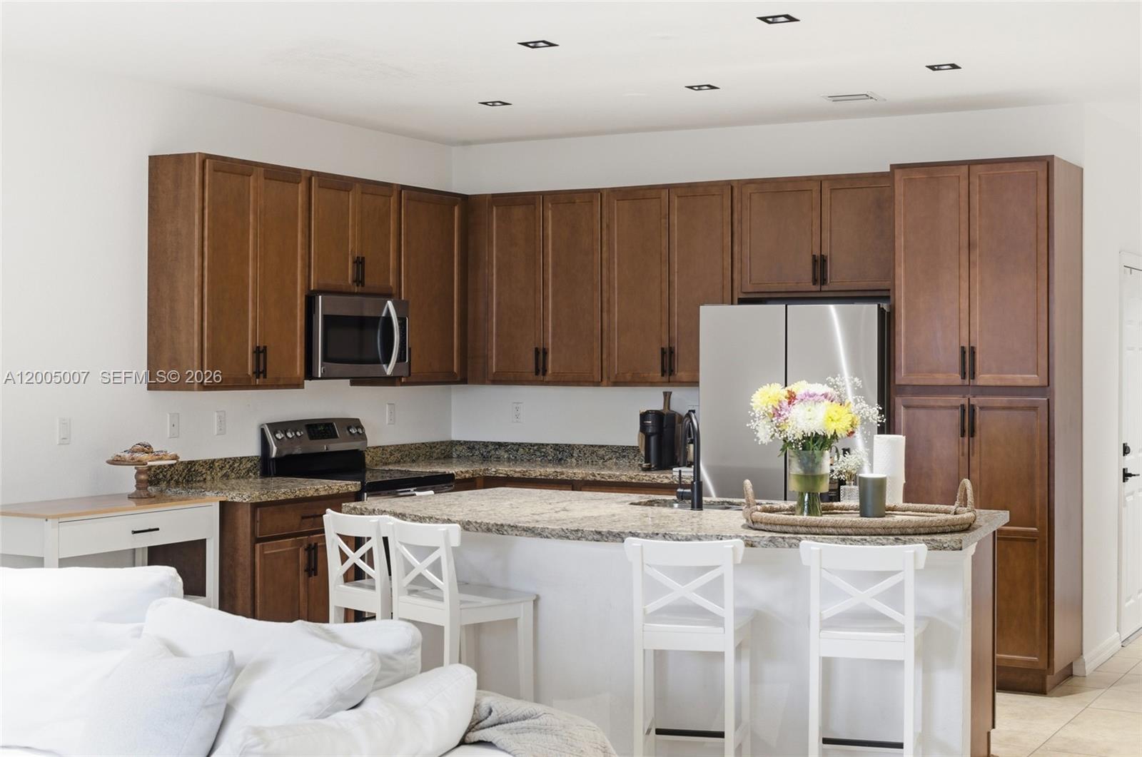 DAVIE JUNCTION - Residential