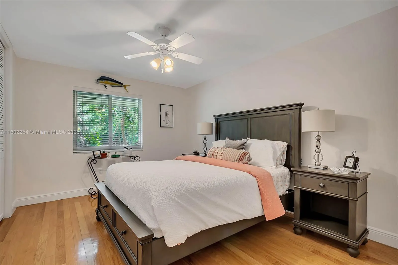 Pinecrest, Florida 33156, United States, 4 Bedrooms Bedrooms, ,3 BathroomsBathrooms,Residential,Pending,130485