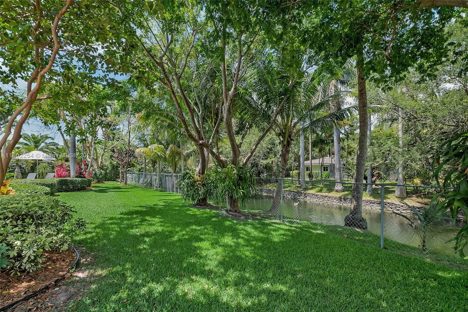 Pinecrest, Florida 33156, United States, 4 Bedrooms Bedrooms, ,3 BathroomsBathrooms,Residential,Pending,130485