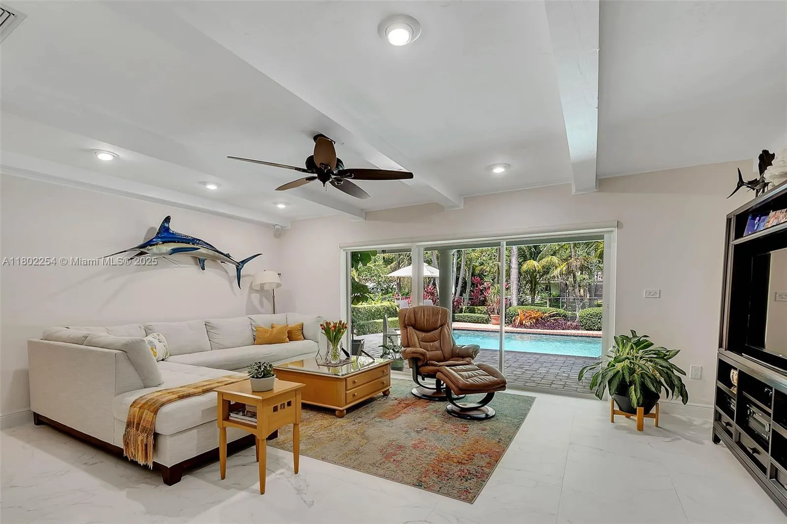 Pinecrest, Florida 33156, United States, 4 Bedrooms Bedrooms, ,3 BathroomsBathrooms,Residential,Pending,130485