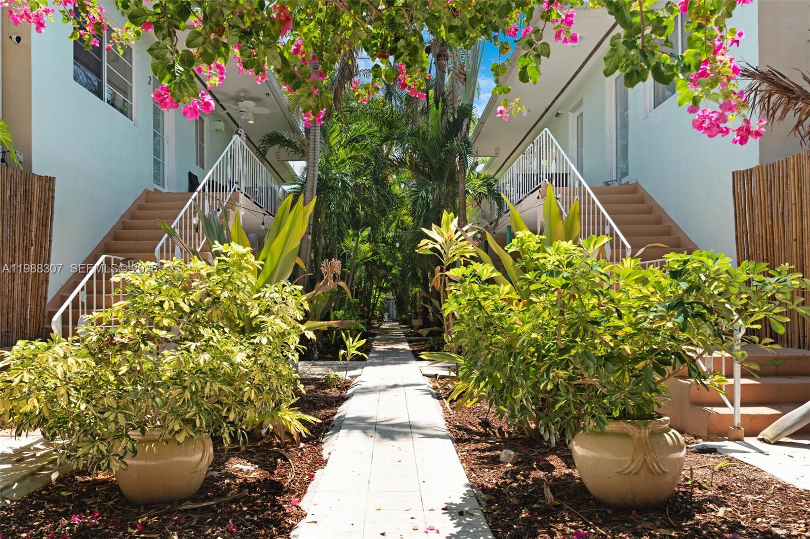 PARK SQUARE CONDO - Residential