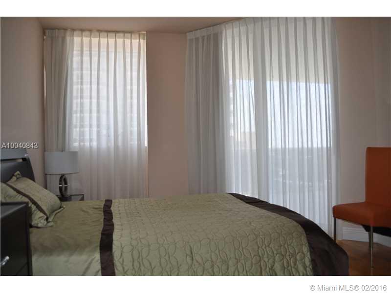 Blue Diamond Condo - Residential Lease