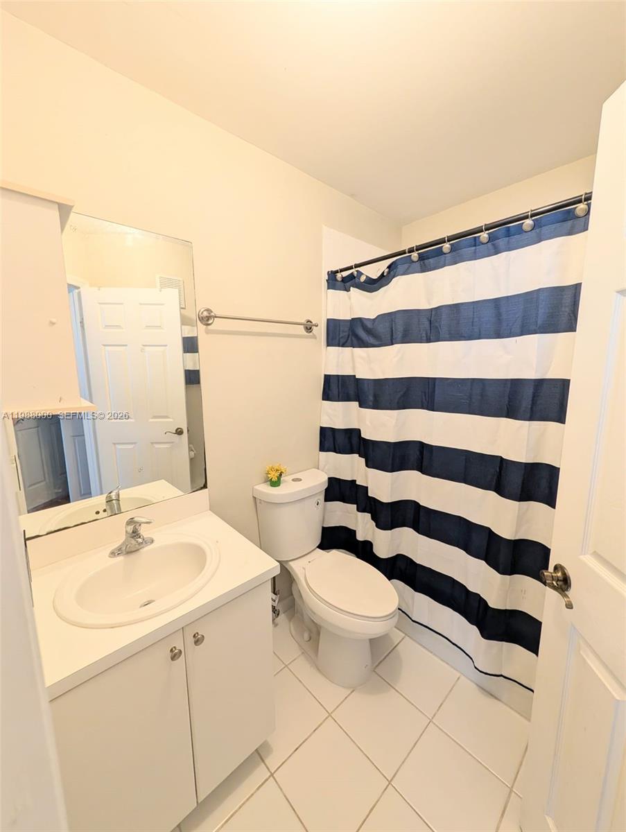 TOWNGATE CONDO SIX - Residential Lease