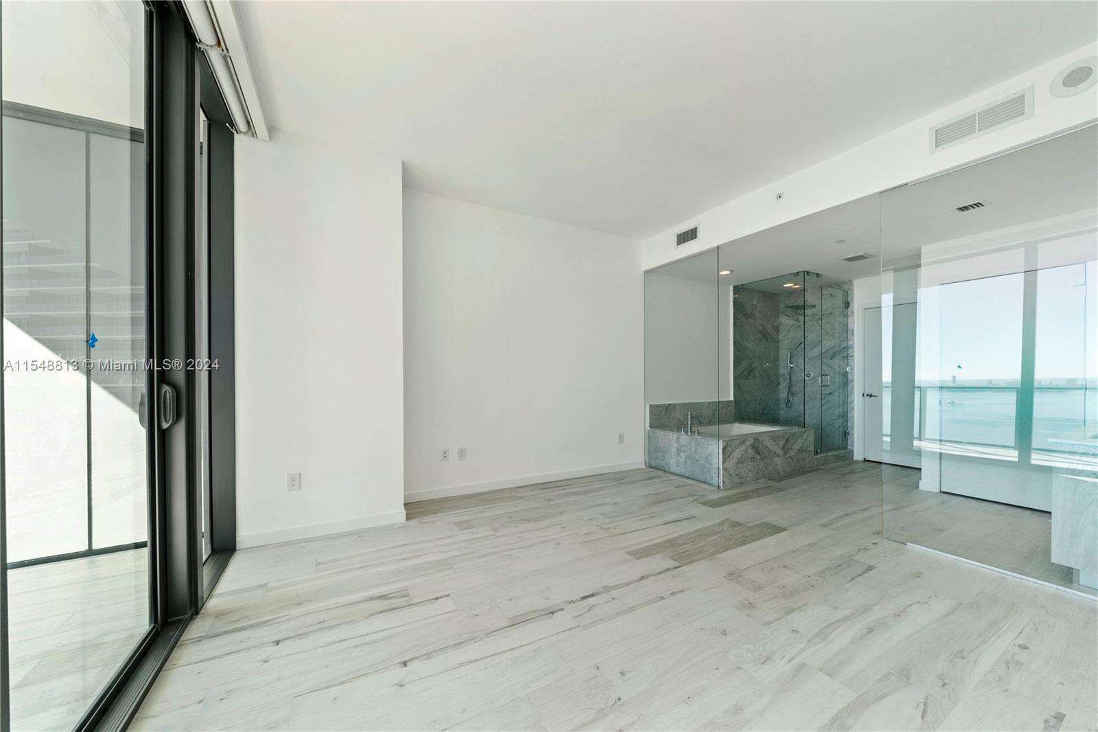GRAN PARAISO CONDO - Residential