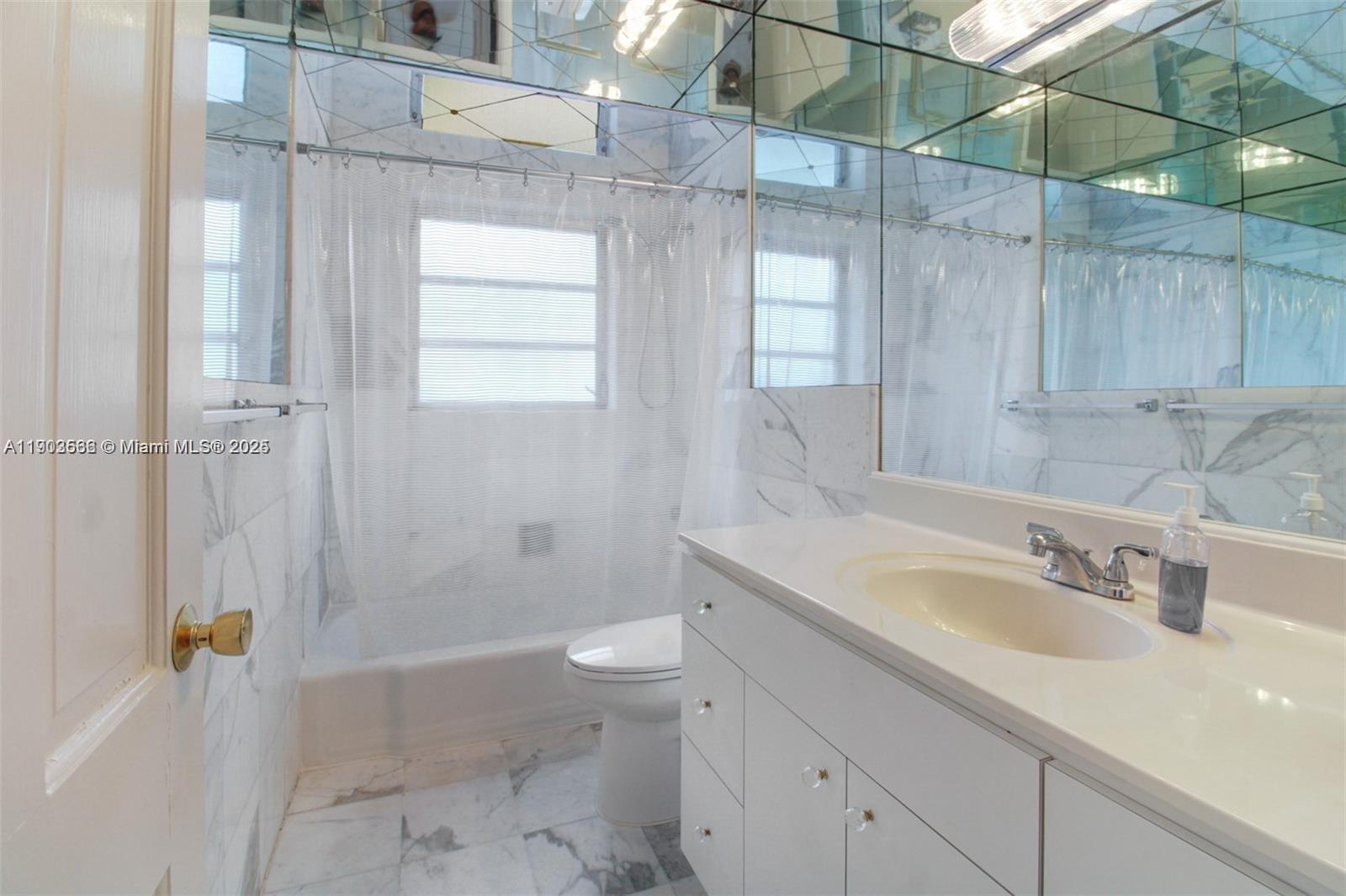 CORAL GABLES COUNTRY CLUB - Residential