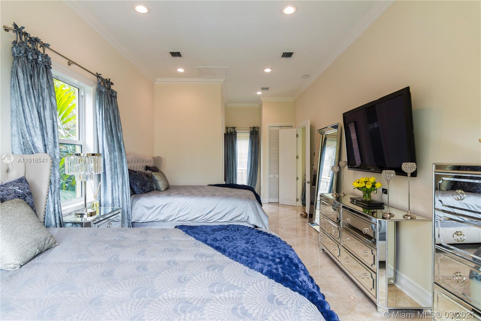 ATLANTIC ISLAND - Residential