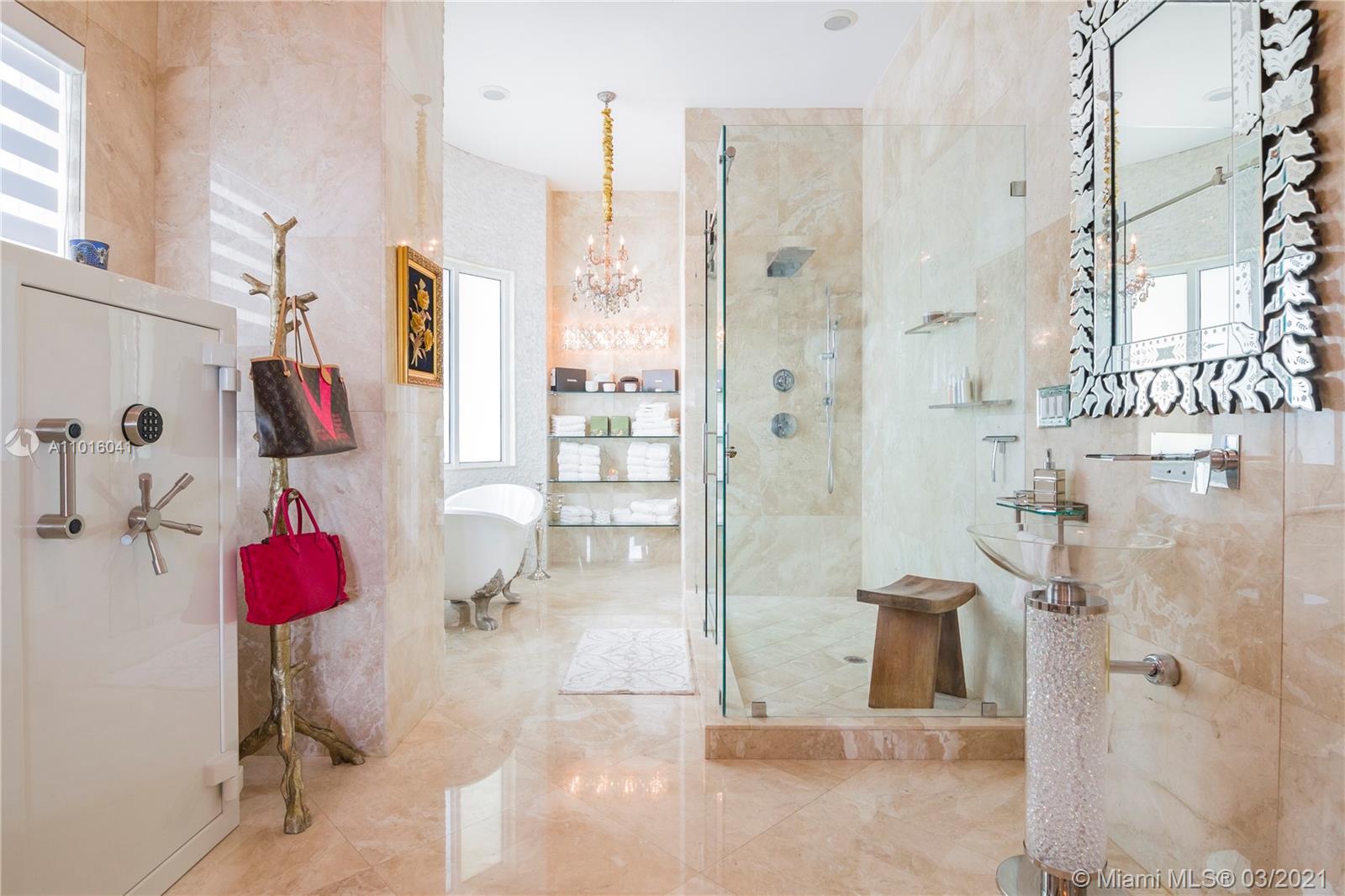 ATLANTIC ISLAND - Residential