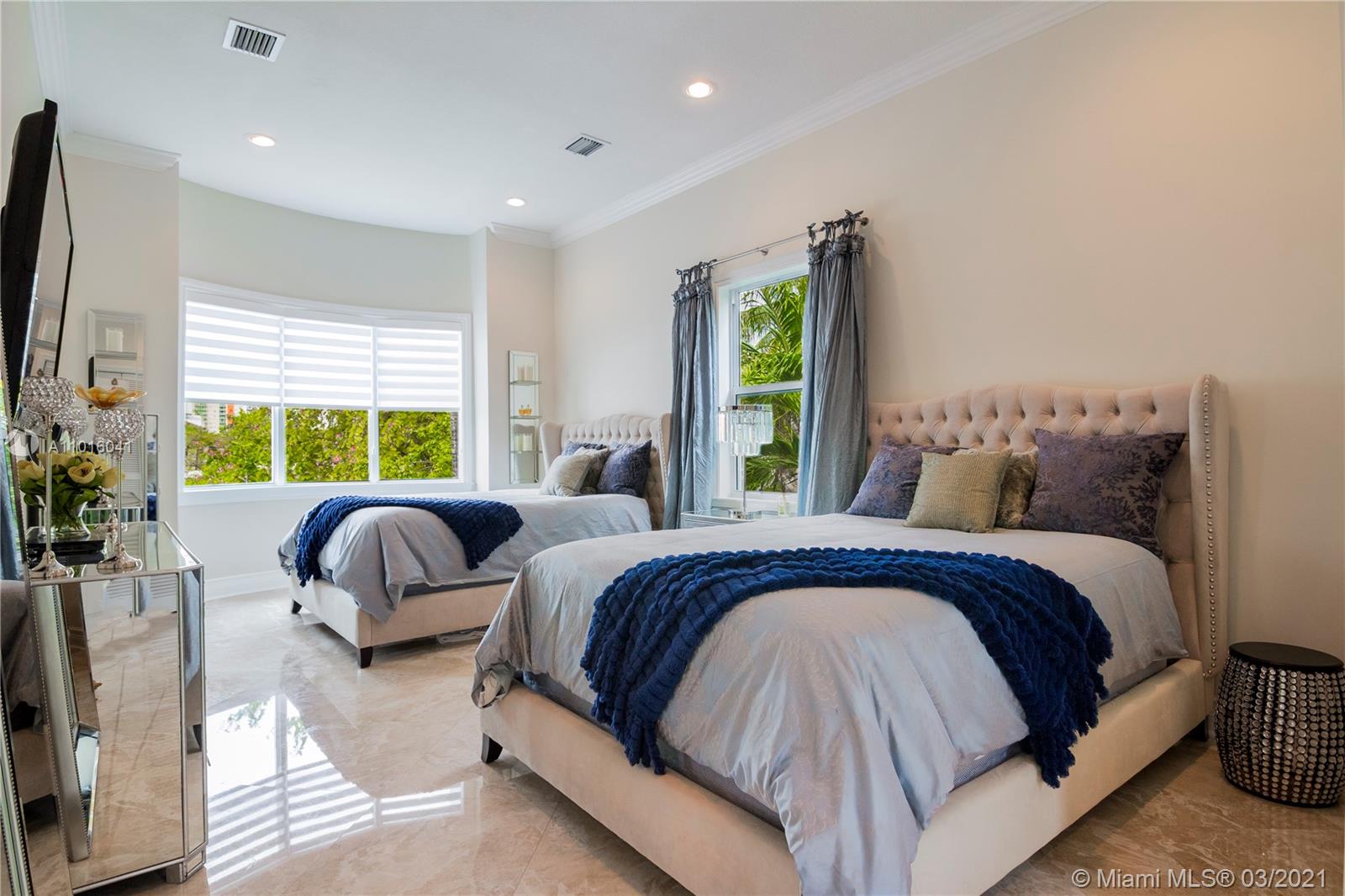 ATLANTIC ISLAND - Residential