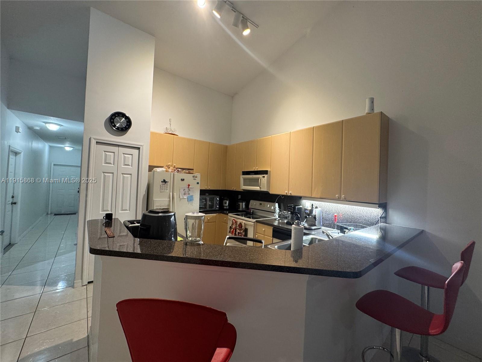 VENTURA AT MALIBU BAY - Residential