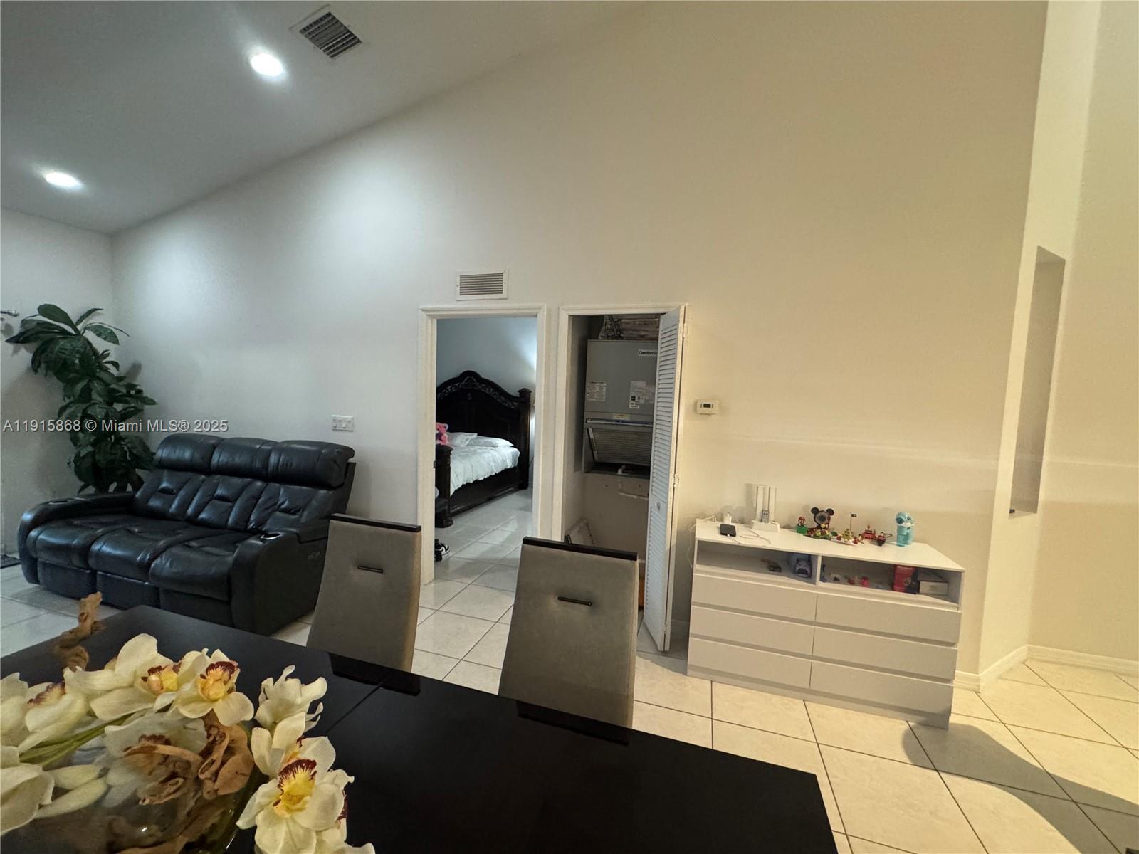 VENTURA AT MALIBU BAY - Residential