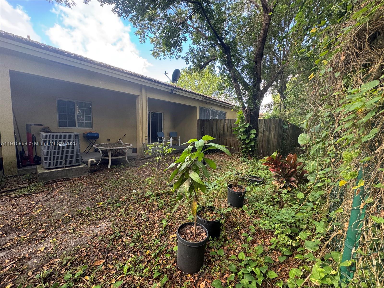 VENTURA AT MALIBU BAY - Residential