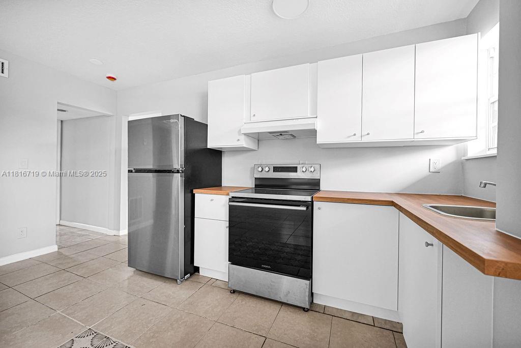 THE ARABIAN ARMS CONDO - Residential