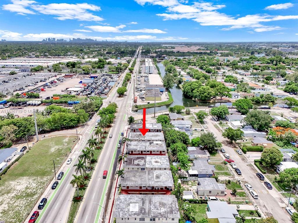 THE ARABIAN ARMS CONDO - Residential