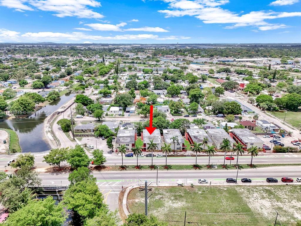 THE ARABIAN ARMS CONDO - Residential