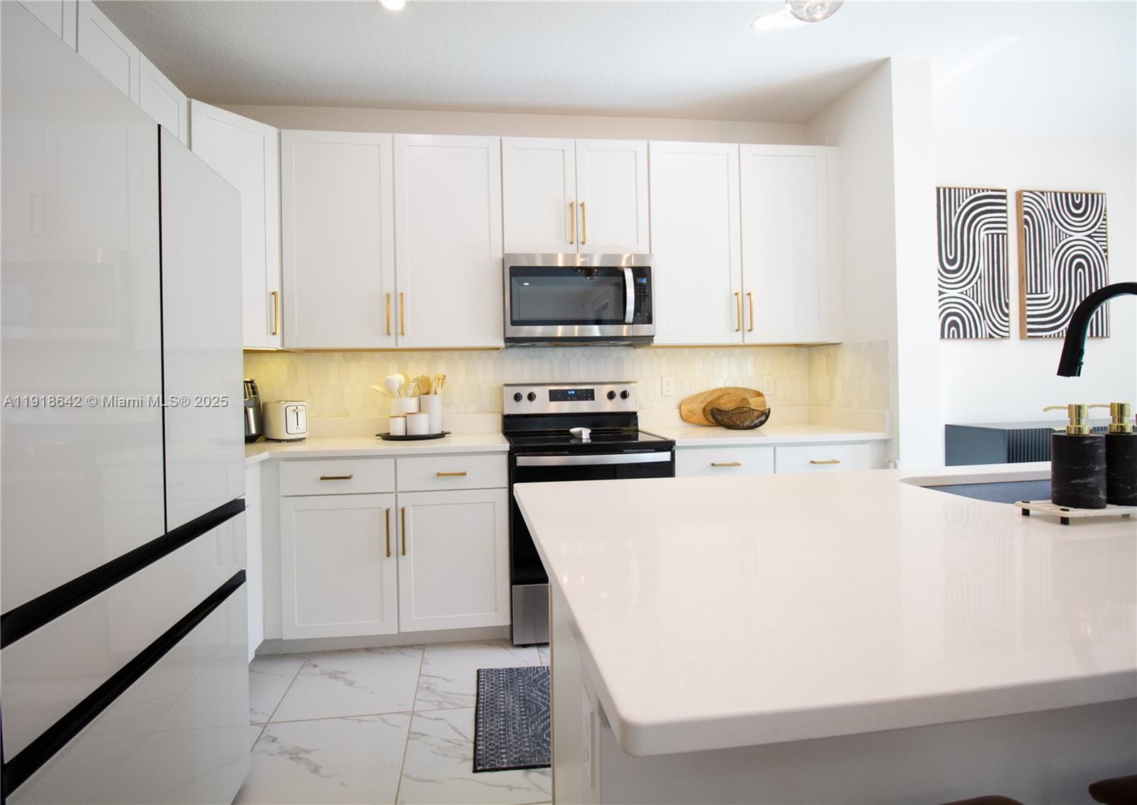 Vantage at Palm Aire - Residential