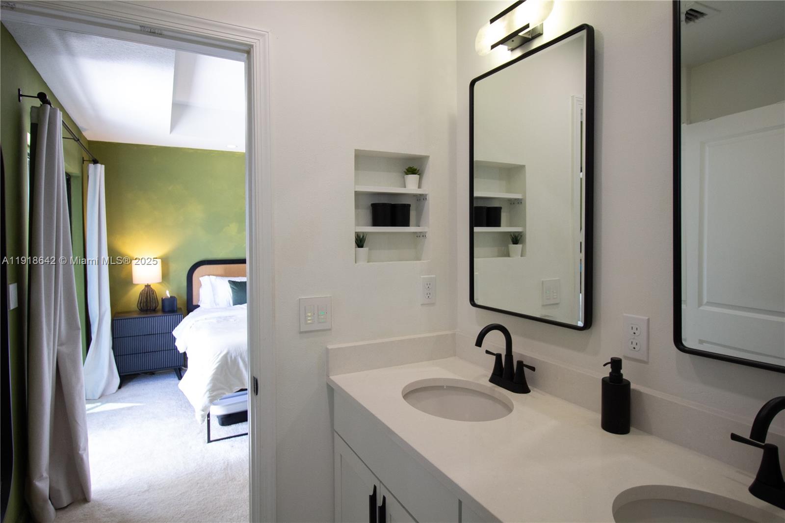 Vantage at Palm Aire - Residential