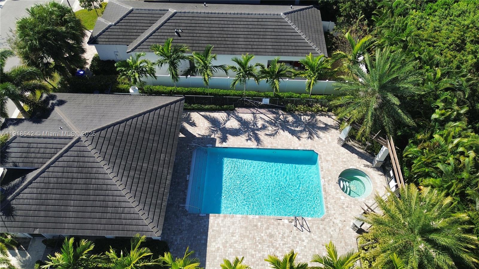 Vantage at Palm Aire - Residential