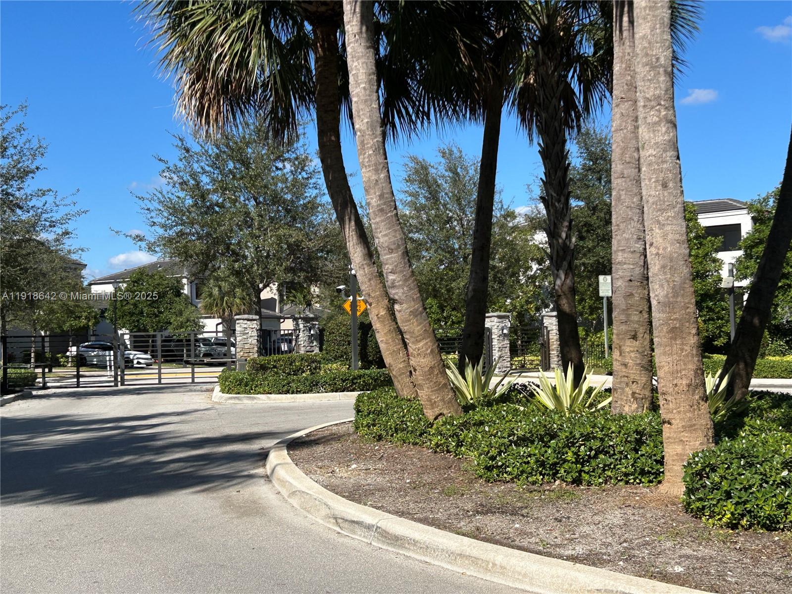 Vantage at Palm Aire - Residential