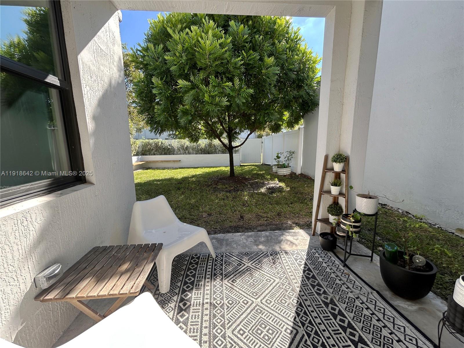 Vantage at Palm Aire - Residential