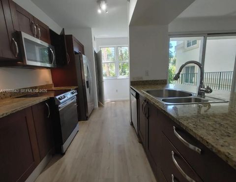 20000 E Country Club Dr 201 Aventura FL 33180