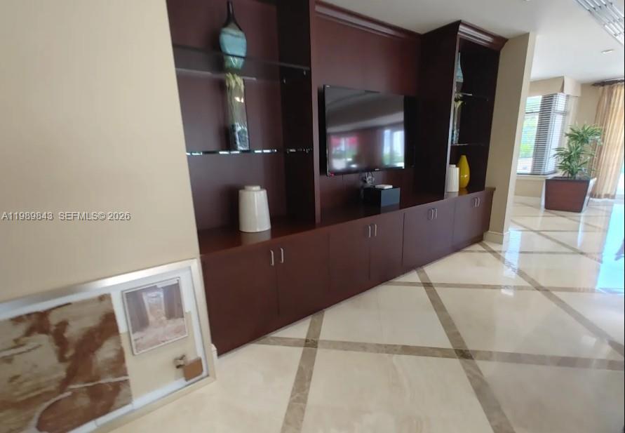 TURNBERRY VILLAGE CONDO - Residential