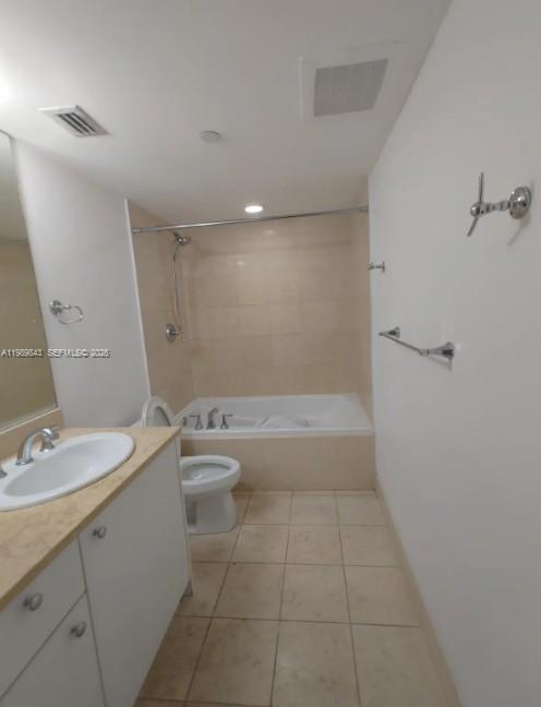 TURNBERRY VILLAGE CONDO - Residential