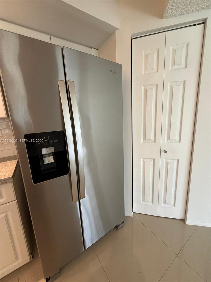 CAMBRIDGE AT CENTURY VILL - Residential