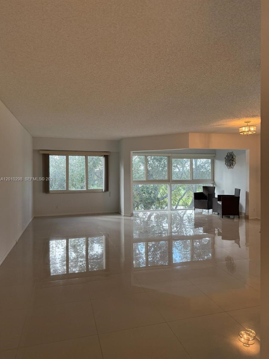 CAMBRIDGE AT CENTURY VILL - Residential